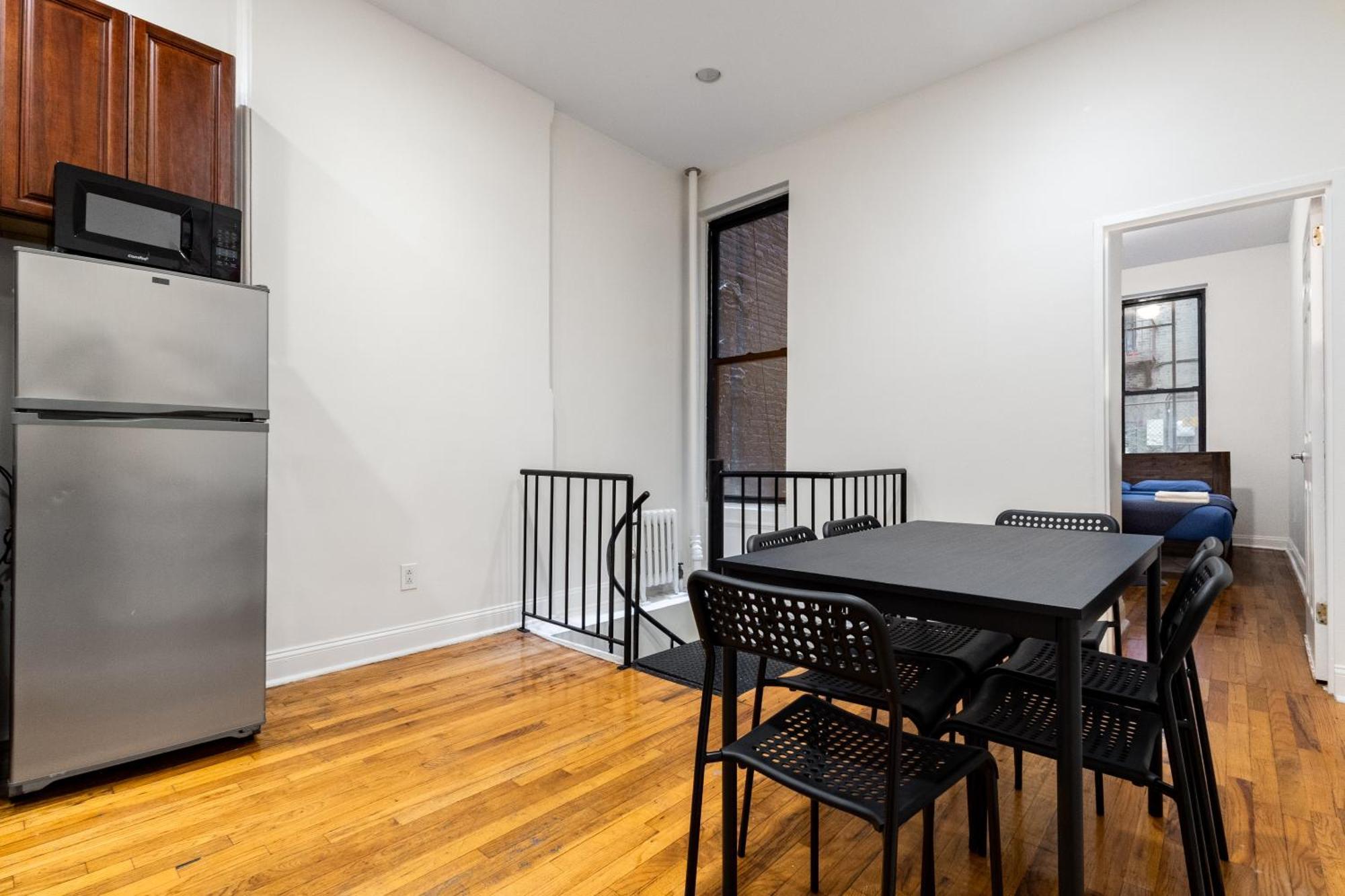 Apartment 3 Bd Upscale Unit In Manhattan Valley *